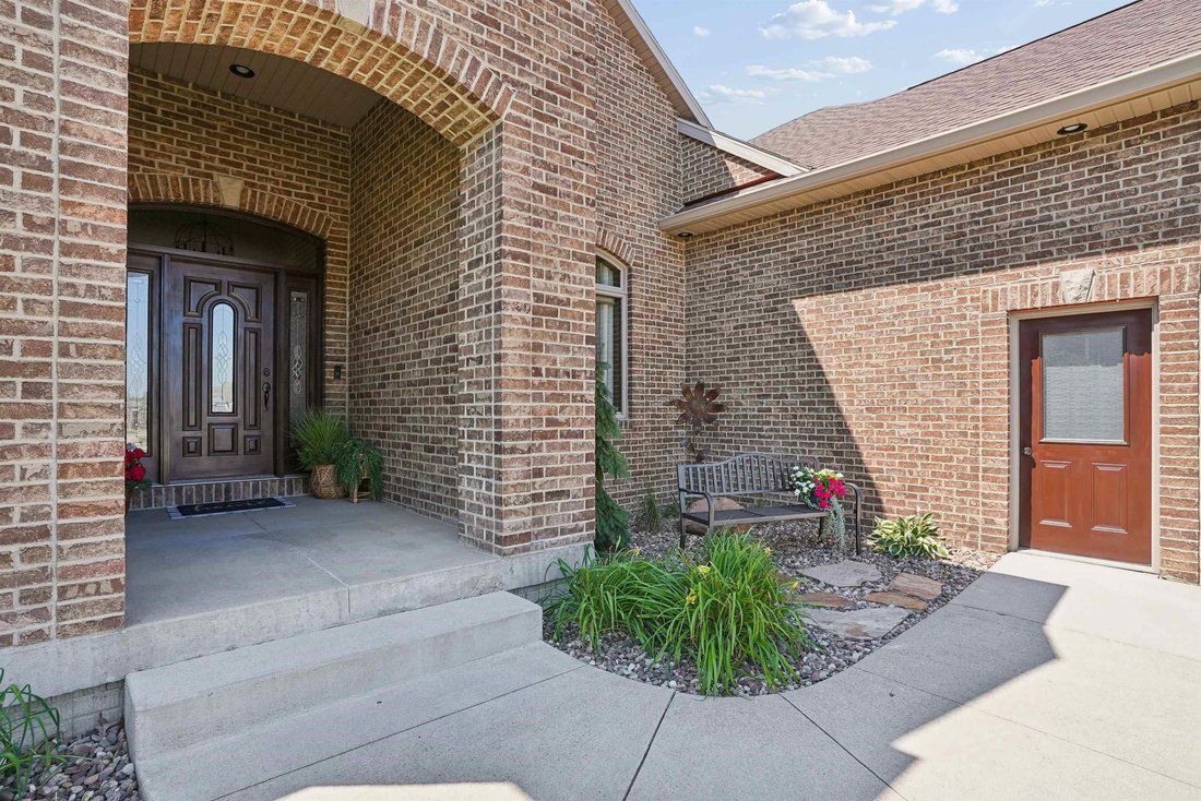 House in Cedar Falls, Iowa, United States 3 - 18438463