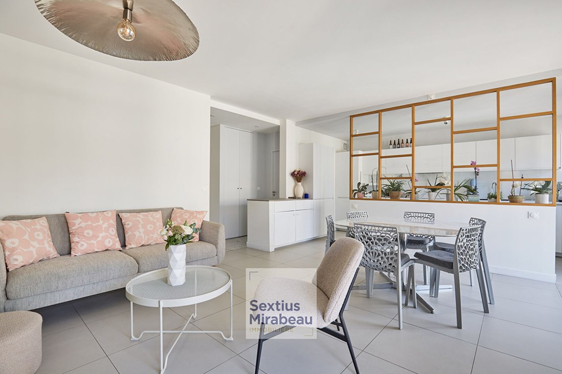 Apartment in Granettes-Jauberte-Sainte Anne, Aix-en-Provence, France 1 - 18439580