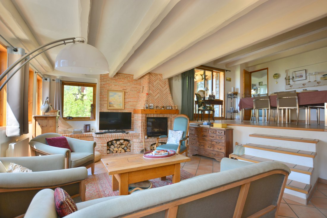 House in Champagny-en-Vanoise, Auvergne-Rhône-Alpes, France 2 - 18437282