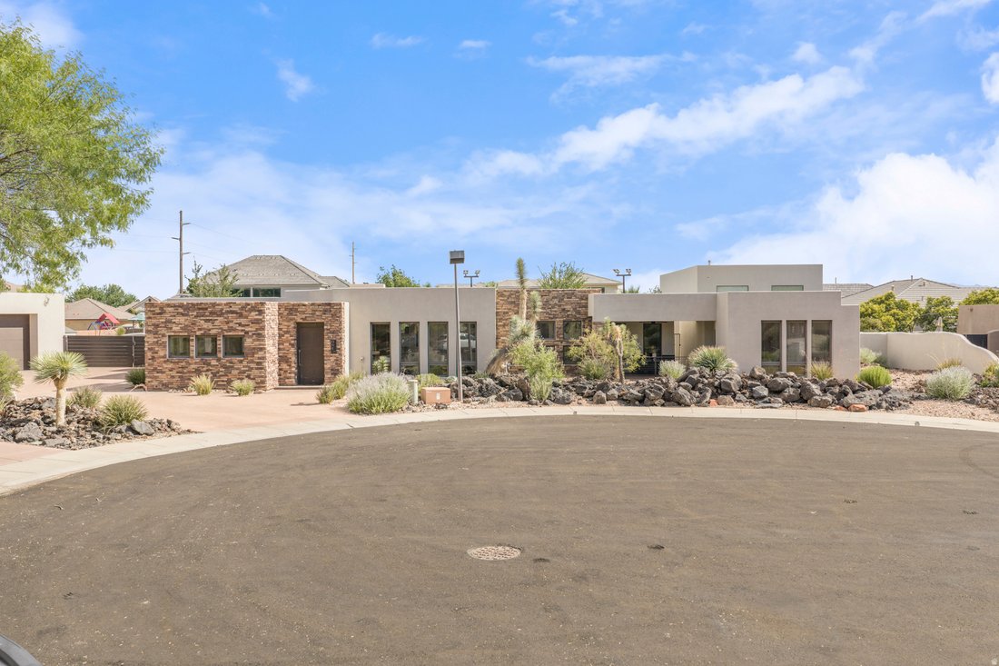 House in Santa Clara, Utah, United States 1 - 18439337