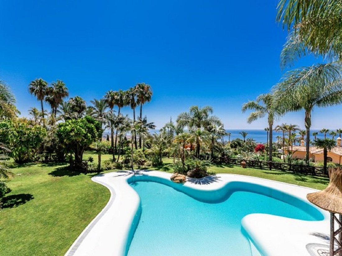Villa in Sierra Blanca, Marbella, Spain 2 - 17398990