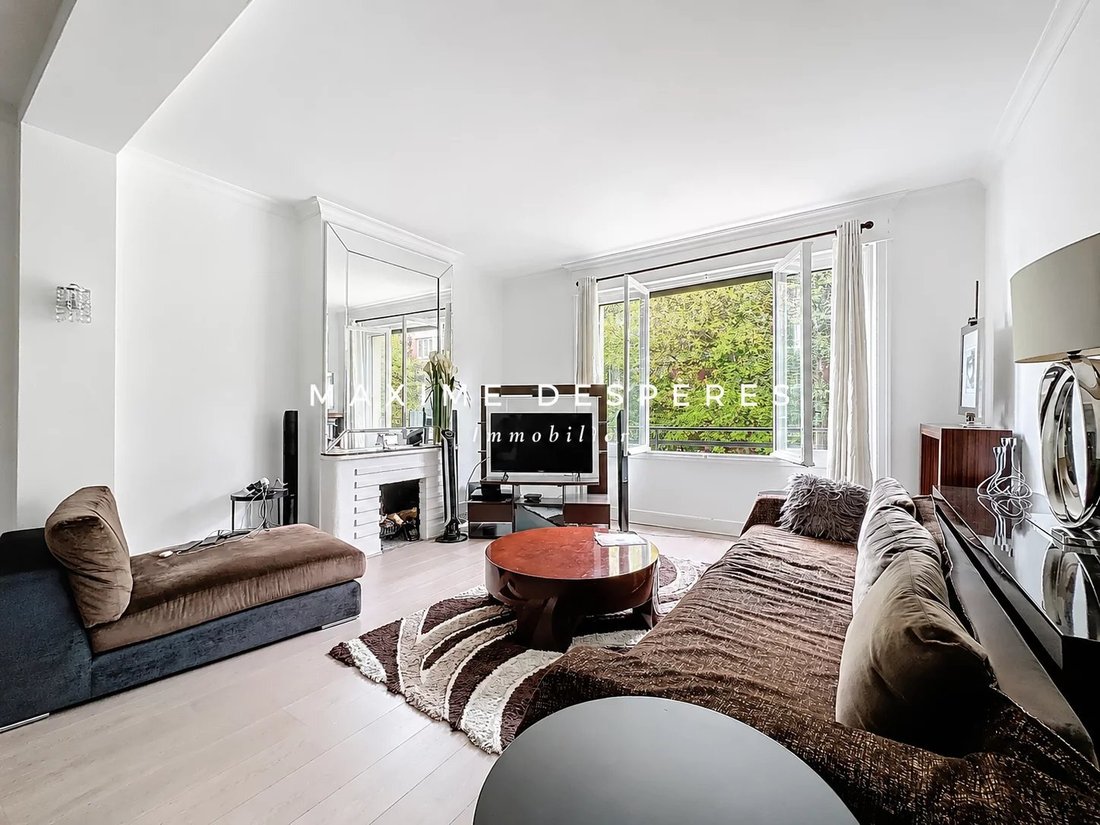 Apartment in Saint James-Général Koenig, Neuilly-sur-Seine, France 1 - 15067122