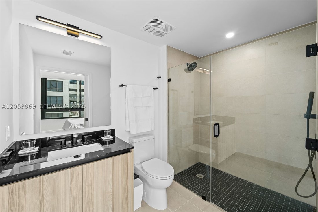Condo in Miami, Florida, United States 2 - 18436522