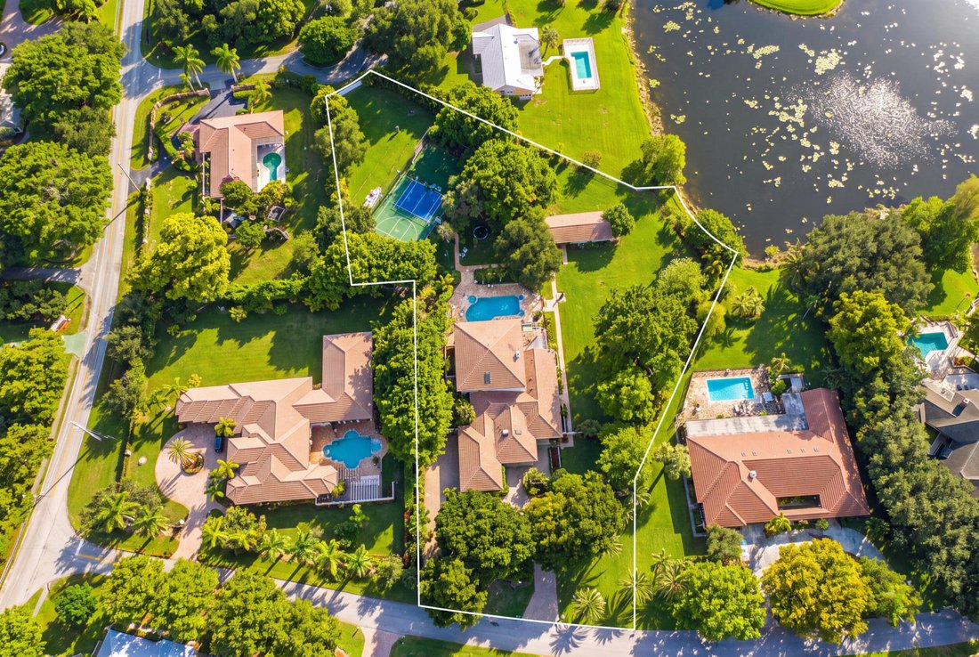 House in Coral Springs, Florida, United States 1 - 18439512