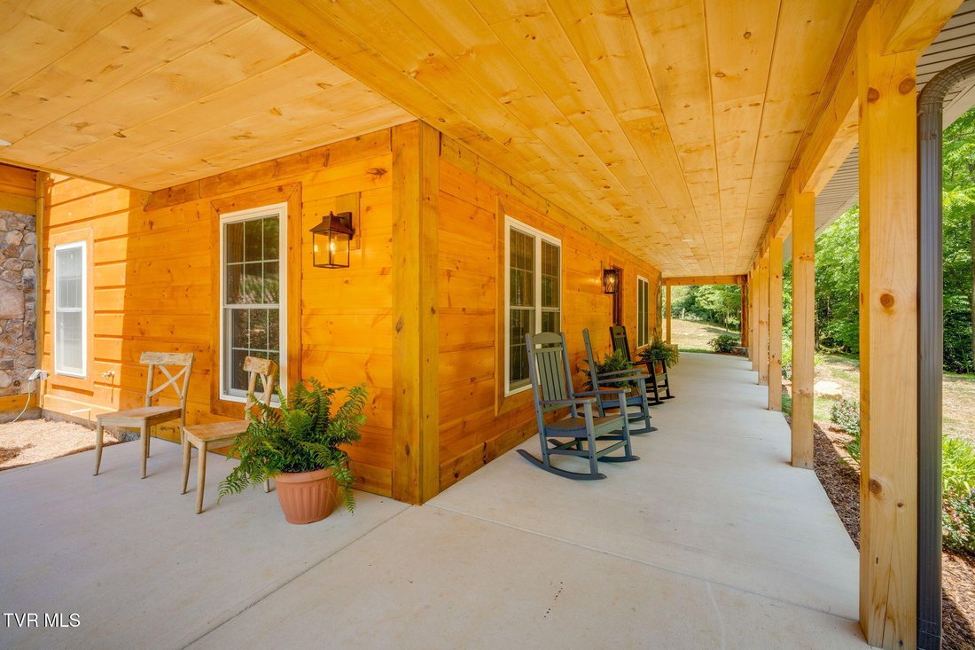 House in Mountain City, Tennessee, United States 4 - 18438820