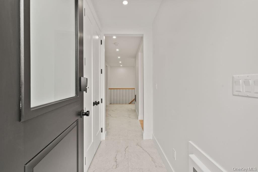 Condo in Airmont, New York, United States 3 - 18440416