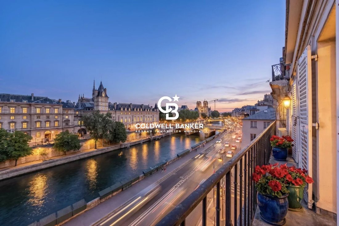 Apartment in Monnaie, Paris 6e Arrondissement, Paris 2 - 18438127