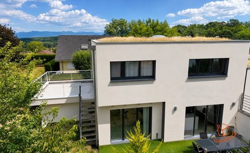 Apartment in Peron, Auvergne-Rhône-Alpes, France 1