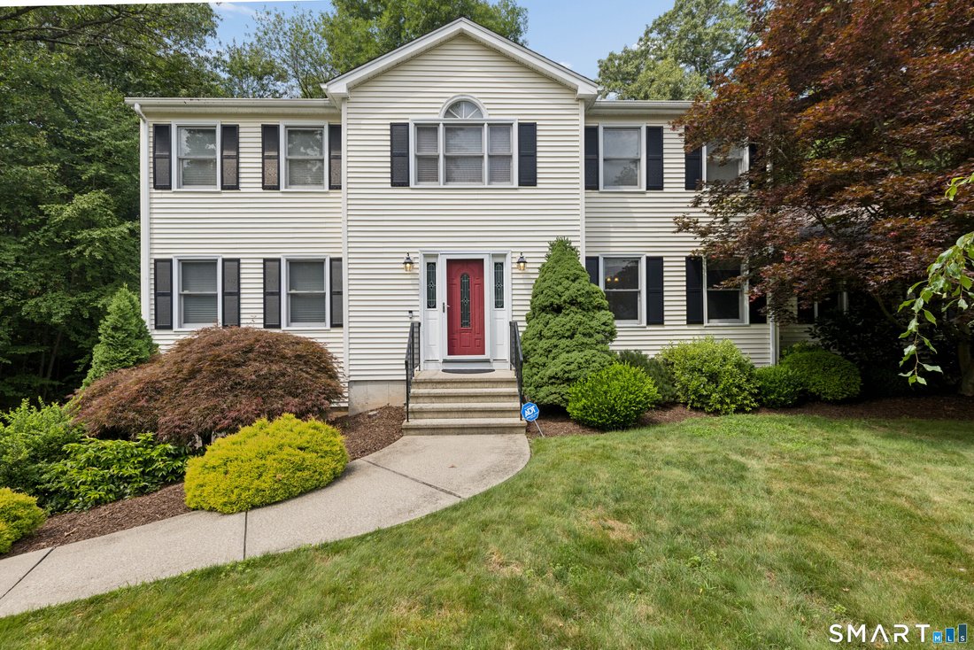 House in Shelton, Connecticut, United States 1 - 18436554