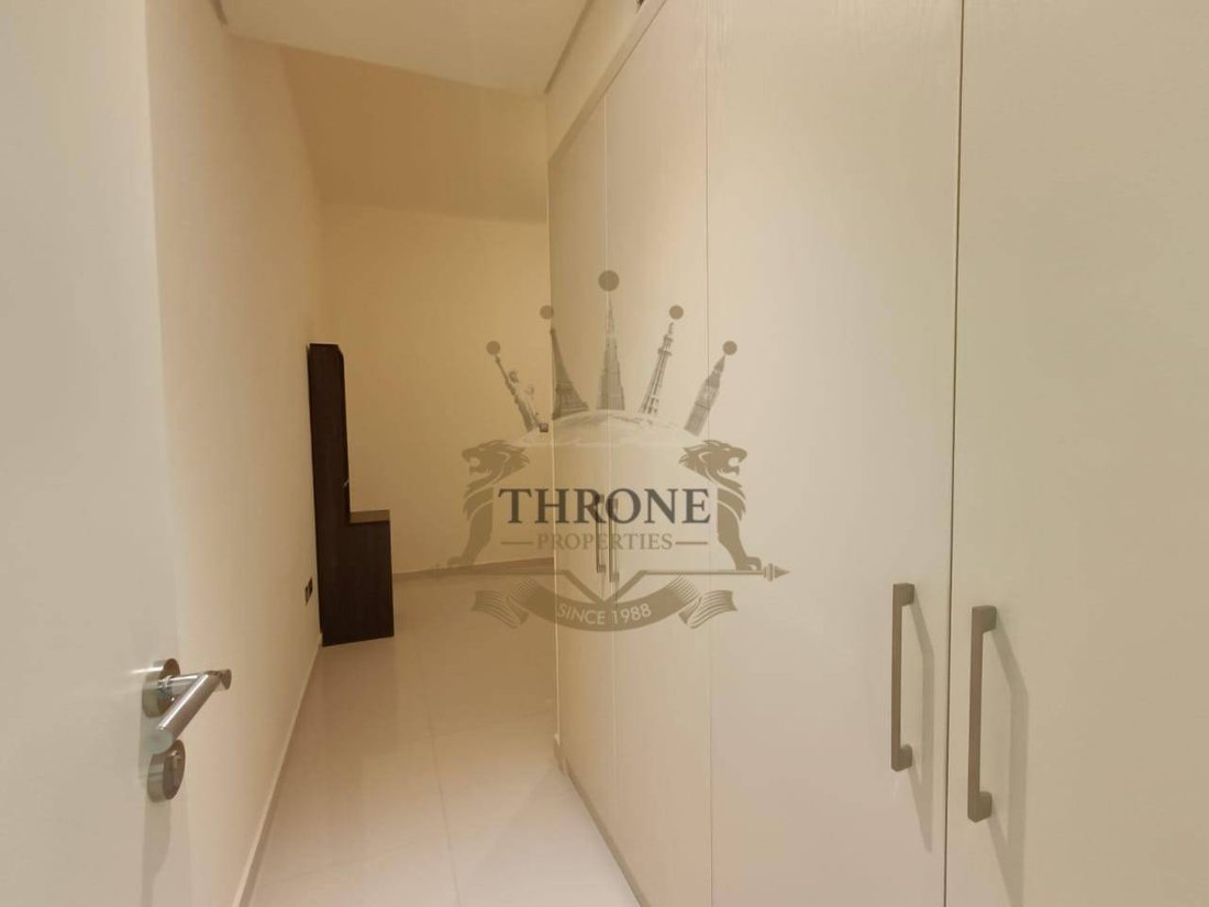Townhouse in Damac Hills 2, Dubai, United Arab Emirates 5 - 18436665