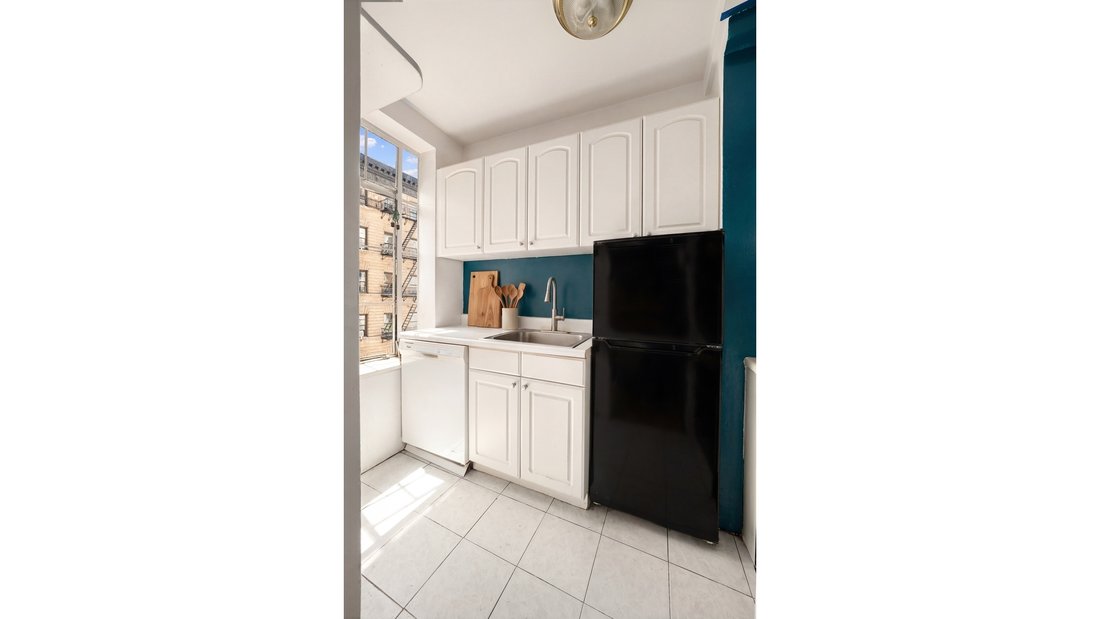 Condo in New York, New York, United States 3 - 18440598