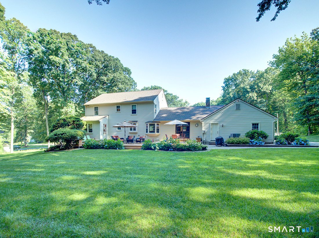 House in Cheshire, Connecticut, United States 5 - 18439874