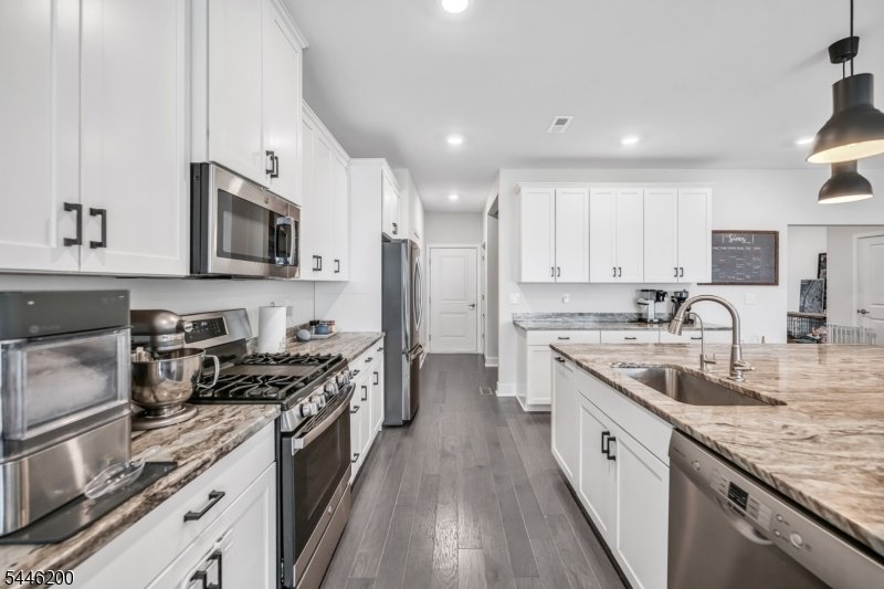 Condo in Morristown, New Jersey, United States 5 - 18440530