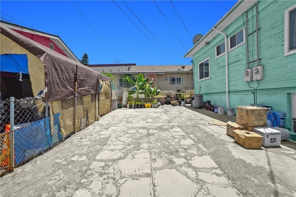 Townhouse in Los Angeles, California, United States 5 - 18439954