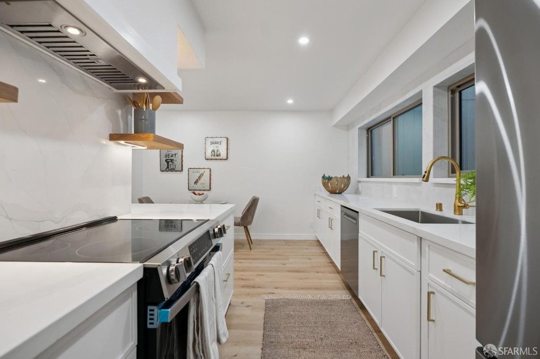 Townhouse in Pleasanton, California, United States 4 - 18441994