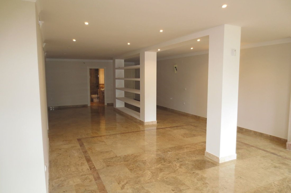 Apartment in Marbella, Andalusia, Spain 5 - 17399194
