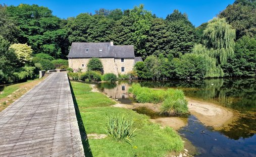 House in Centre, Pabu, France 1