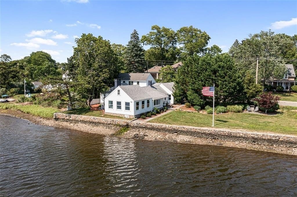 House in Barrington, Rhode Island, United States 1 - 18441567