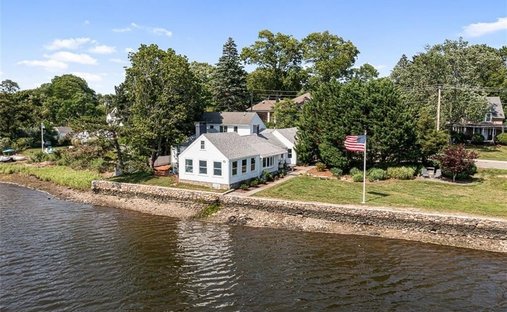 House in Barrington, Rhode Island, United States 1