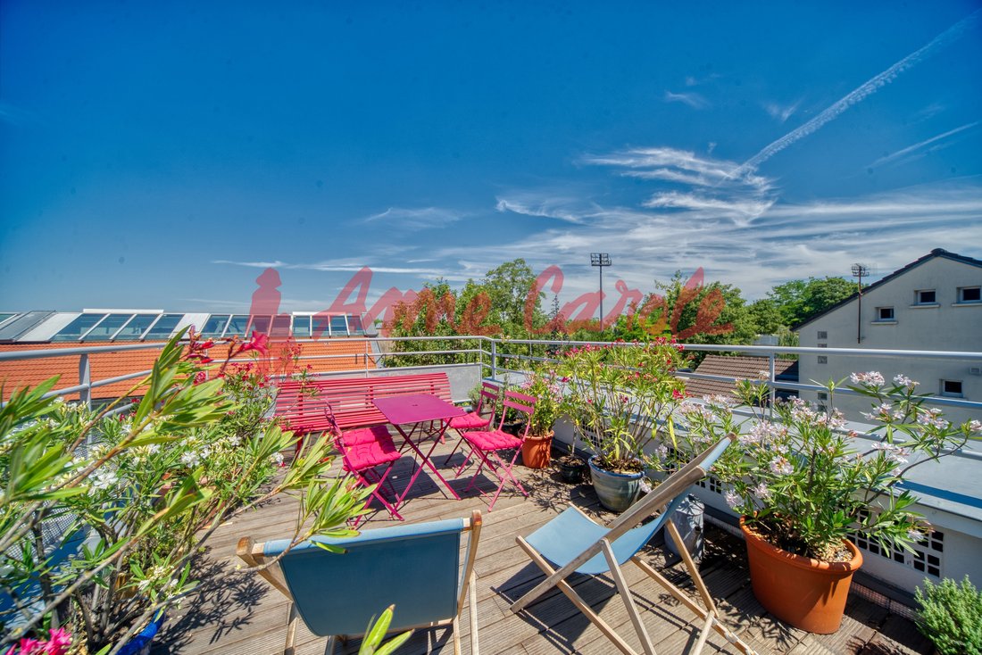 Apartment in Pantin, Ile-de-France, France 1 - 18439544