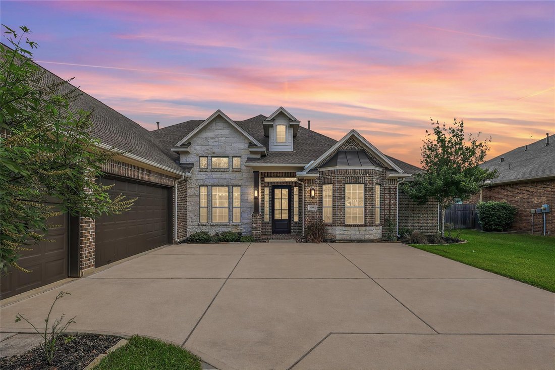 House in Fulshear, Texas, United States 1 - 18366633