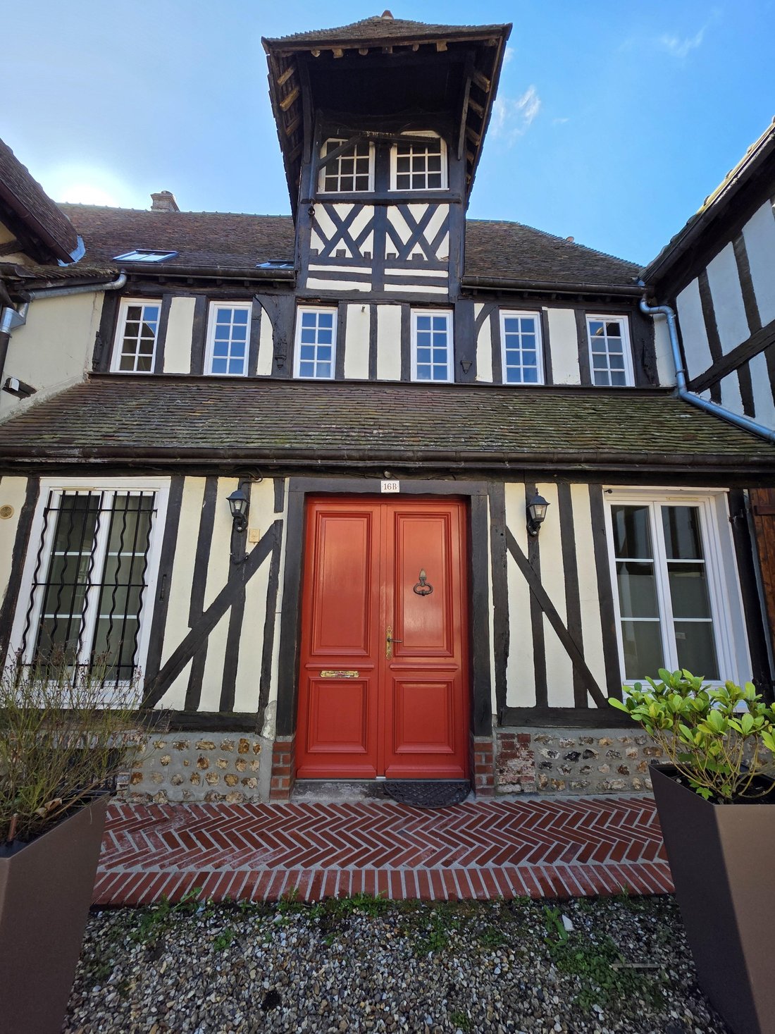 Estate in Bernay, Normandy, France 2 - 17947938