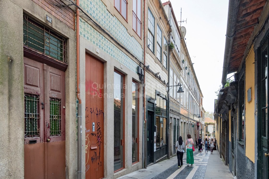 Apartment in Cedofeita, Santo Ildefonso, Se, Miragaia, Sao Nicolau e Vitoria, Porto District, Portugal 1 - 18441175