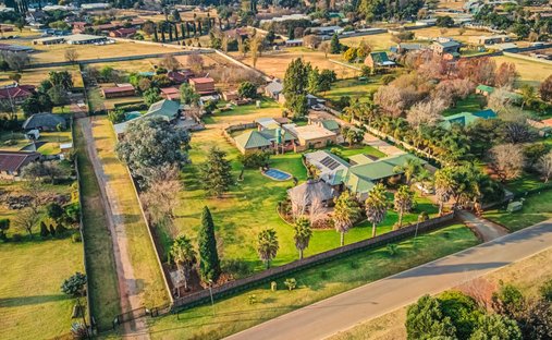 Farm Ranch in Benoni, Gauteng, South Africa 1