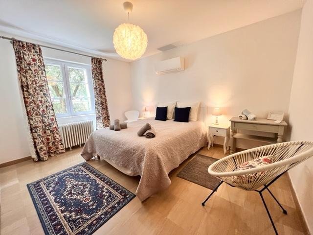 House in Cavaillon, Provence-Alpes-Côte d'Azur, France 5 - 18438003