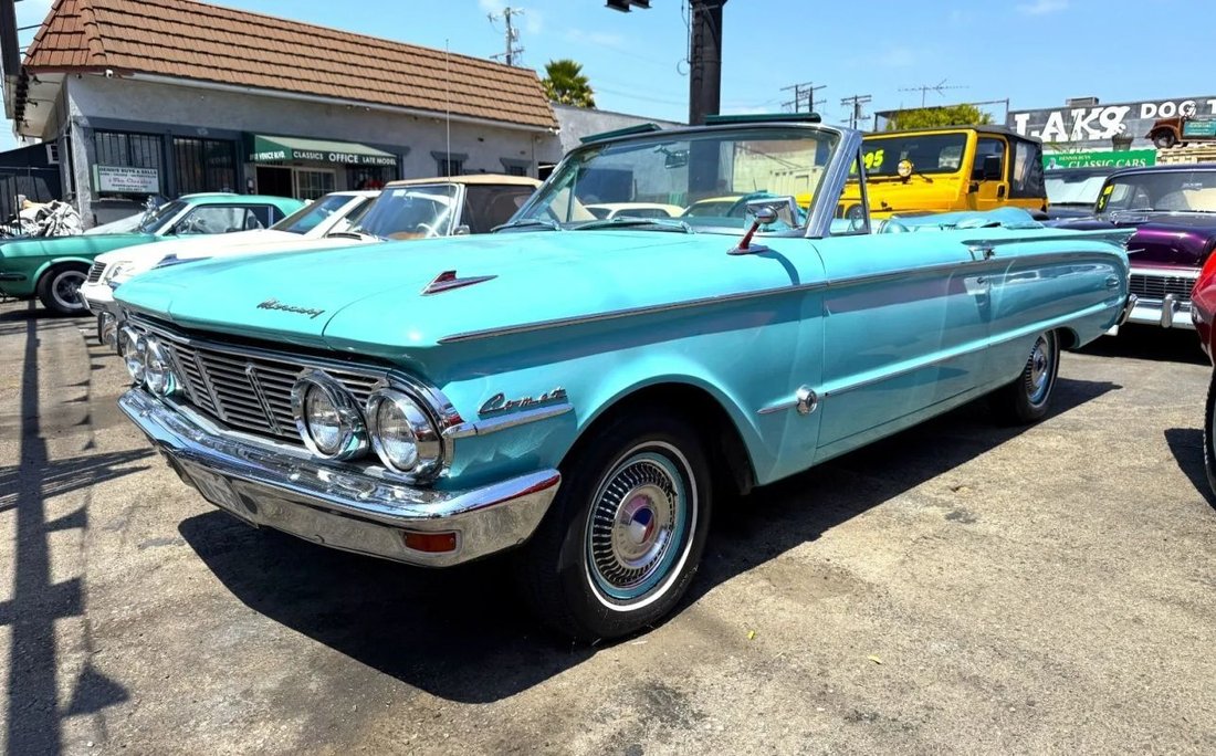 Cabriolet in Los Angeles, CA, United States 1 - 18434978