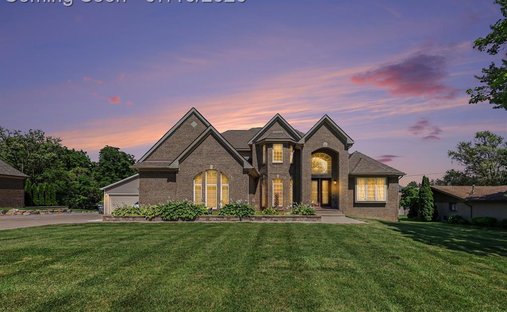 House in Troy, Michigan, United States 1