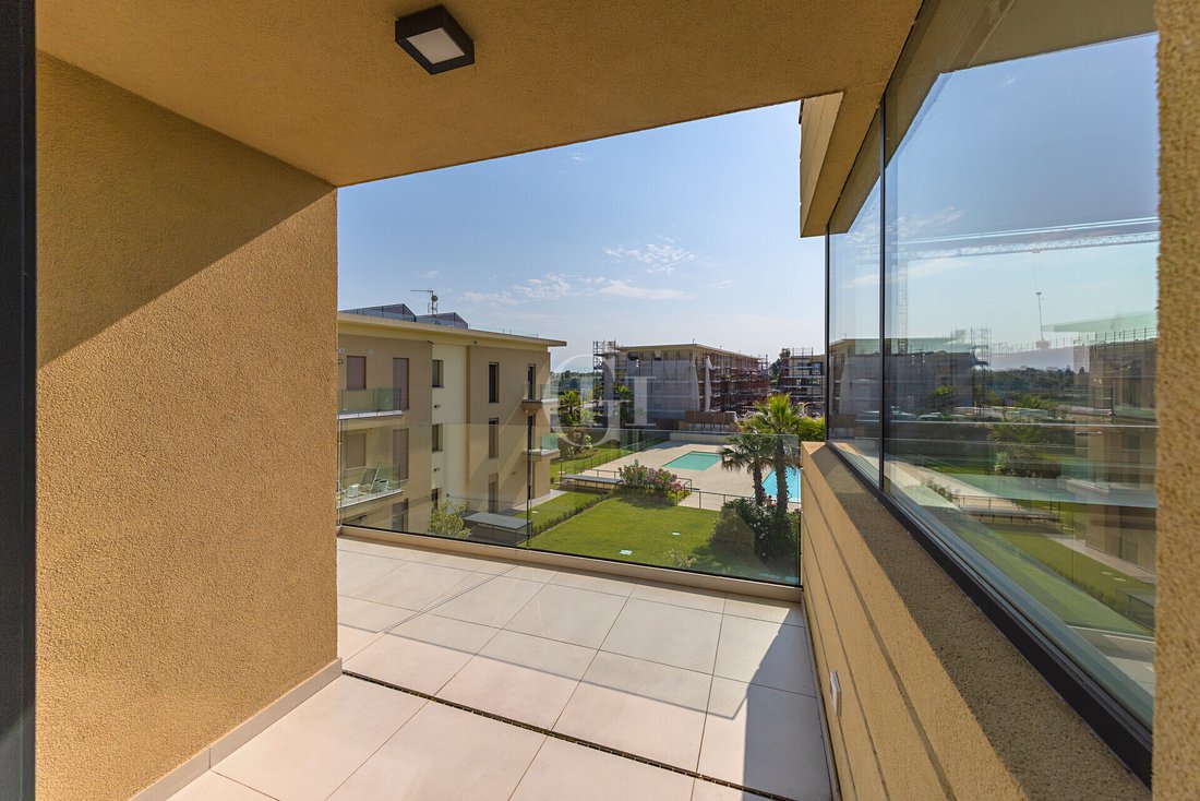 Apartment in Historic Center, Desenzano del Garda, Lombardy 5 - 18442521