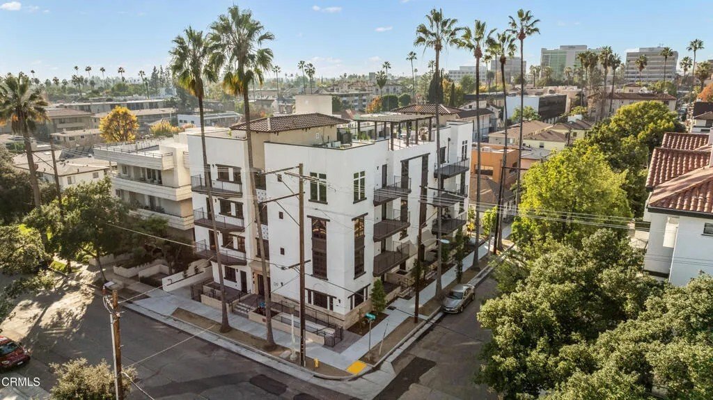 Condo in Altadena, California, United States 1 - 18442977