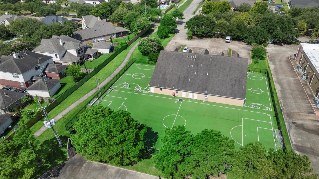 House in Pearland, Texas, United States 3 - 18437417