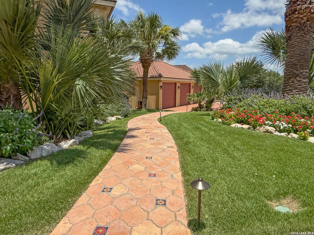 House in San Antonio, Texas, United States 5 - 18440536