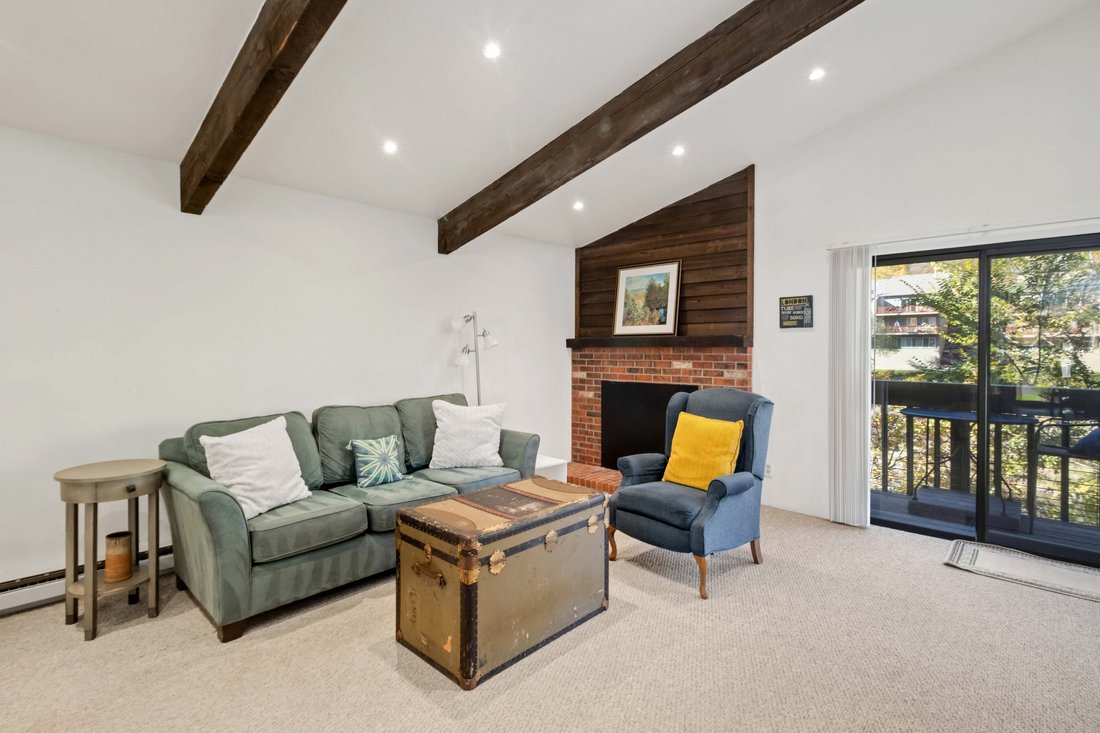Condo in Glenwood Springs, Colorado, United States 4 - 18435347
