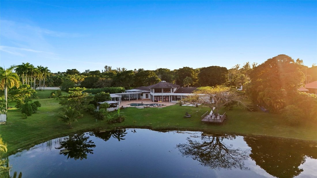House in Coral Springs, Florida, United States 3 - 18439492