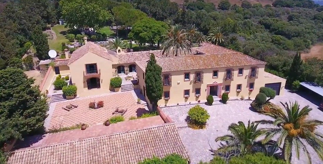 Villa in San Roque, Andalusia, Spain 2 - 17399020