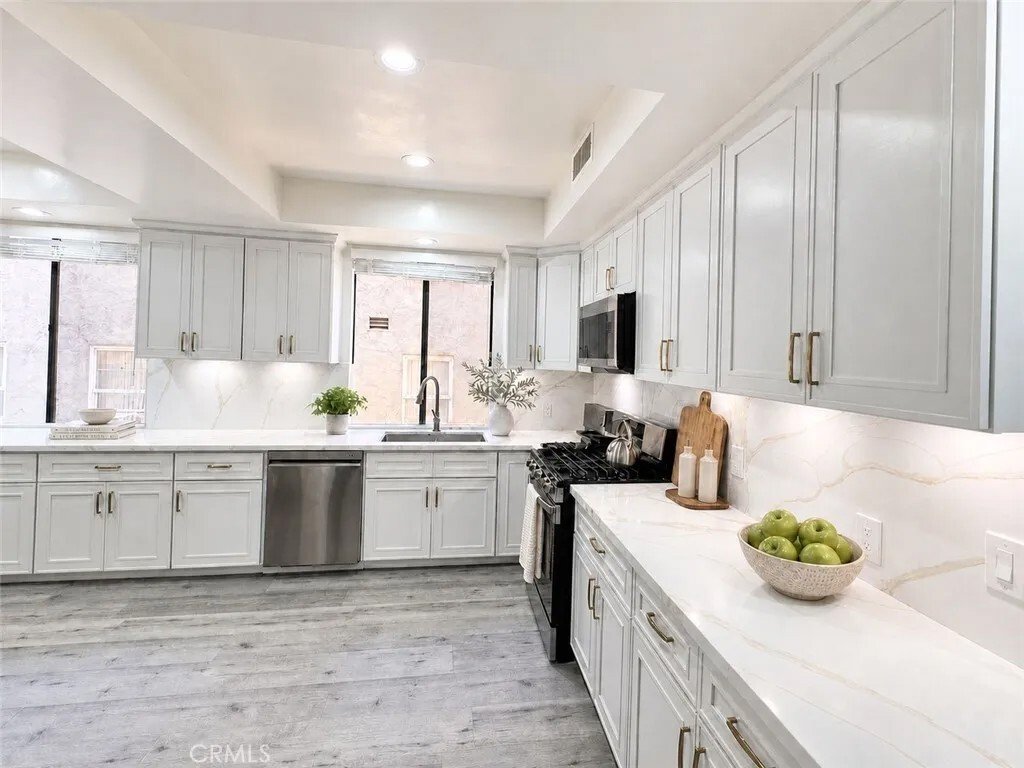 Condo in Beverly Hills, California, United States 4 - 18437284