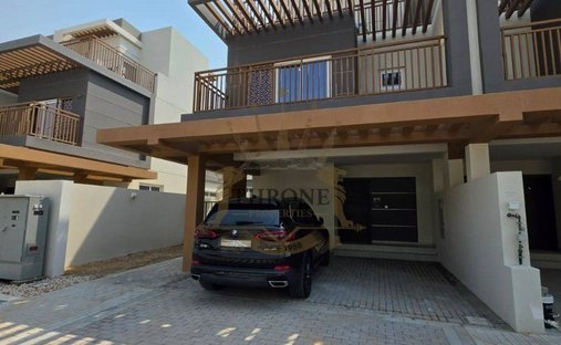Townhouse in Damac Hills 2, Dubai, United Arab Emirates 1