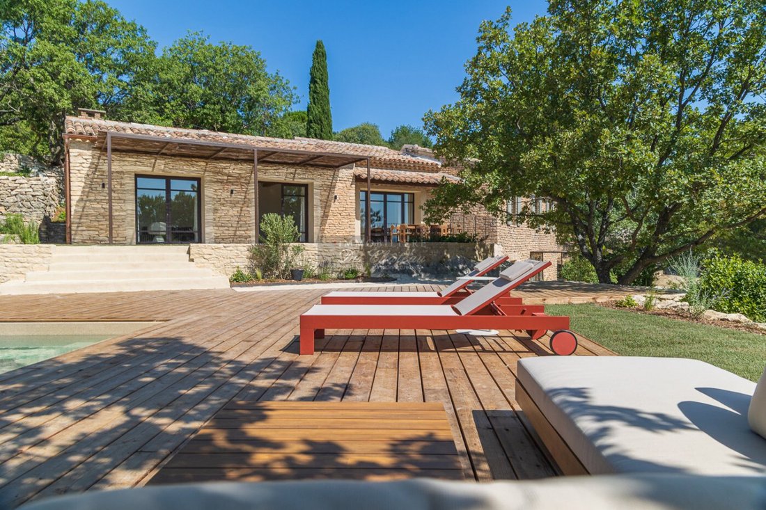 House in Gordes, Provence-Alpes-Côte d'Azur, France 3 - 18439513
