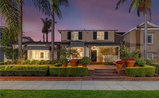 House in Signal Hill, California, United States 1