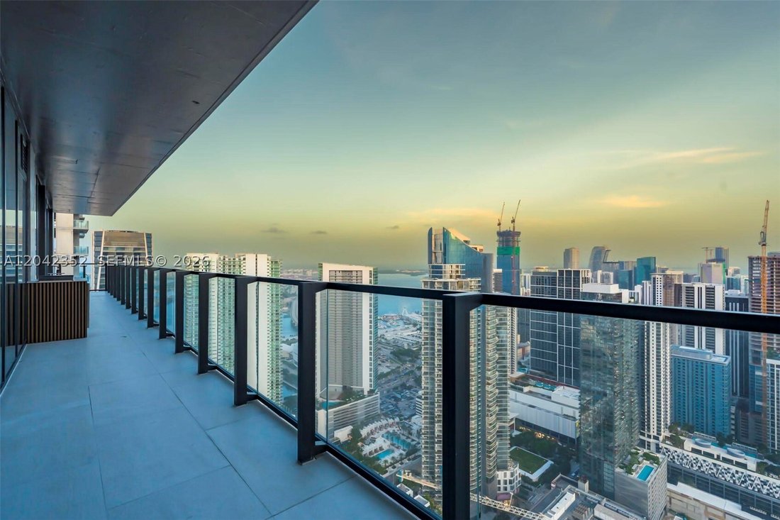 Condo in Miami, Florida, United States 5 - 18440003