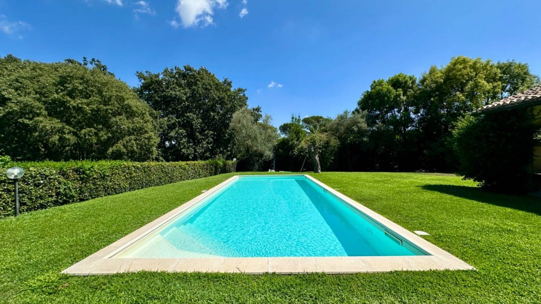 Villa in Giustiniana - La Storta - Olgiata, Rome, Lazio 2 - 18441505