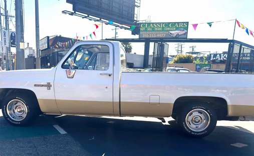 1983 Chevrolet C/K10 Custom Deluxe Reg Cab in Los angeles, CA, United States 1