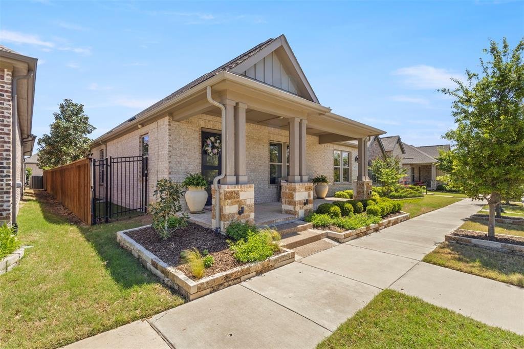 House in Arlington, Texas, United States 5 - 16512395