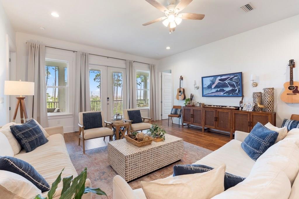 House in Port St. Joe, Florida, United States 2 - 18036052