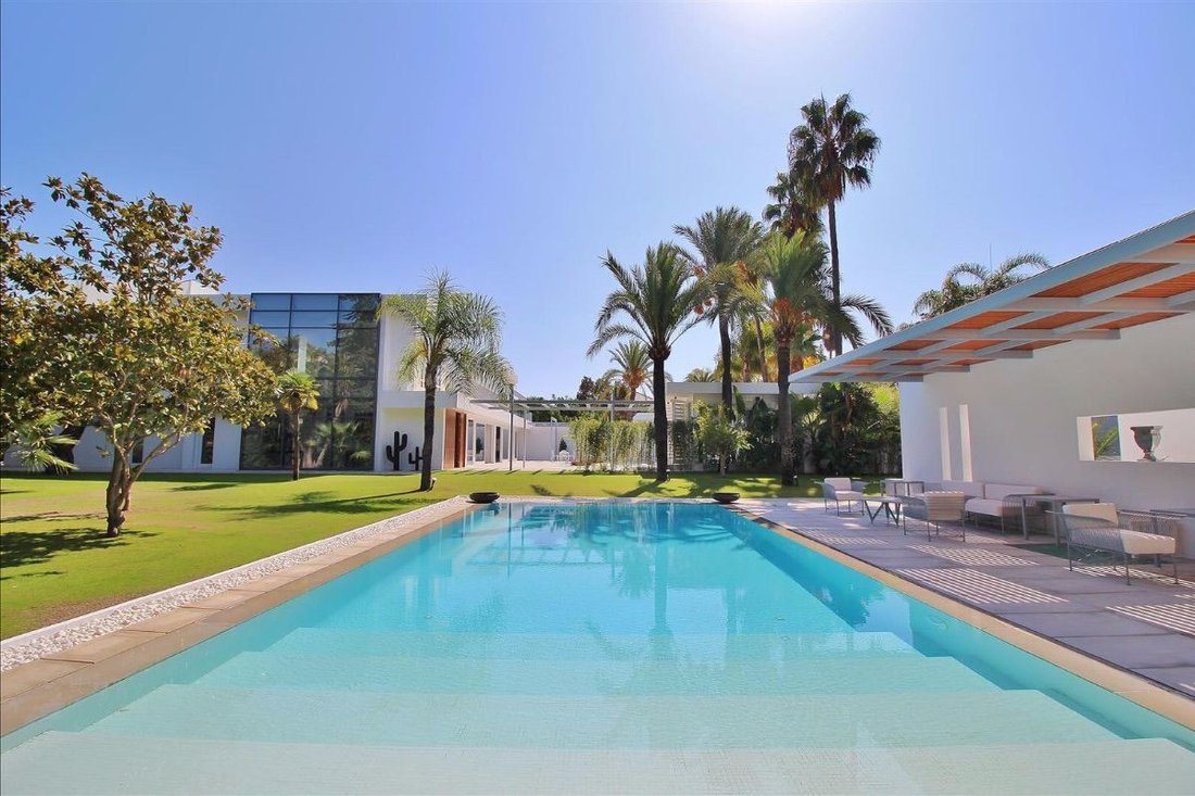 Villa à Guadalmina Baja, San Pedro de Alcántara, Espagne 2 - 17399108