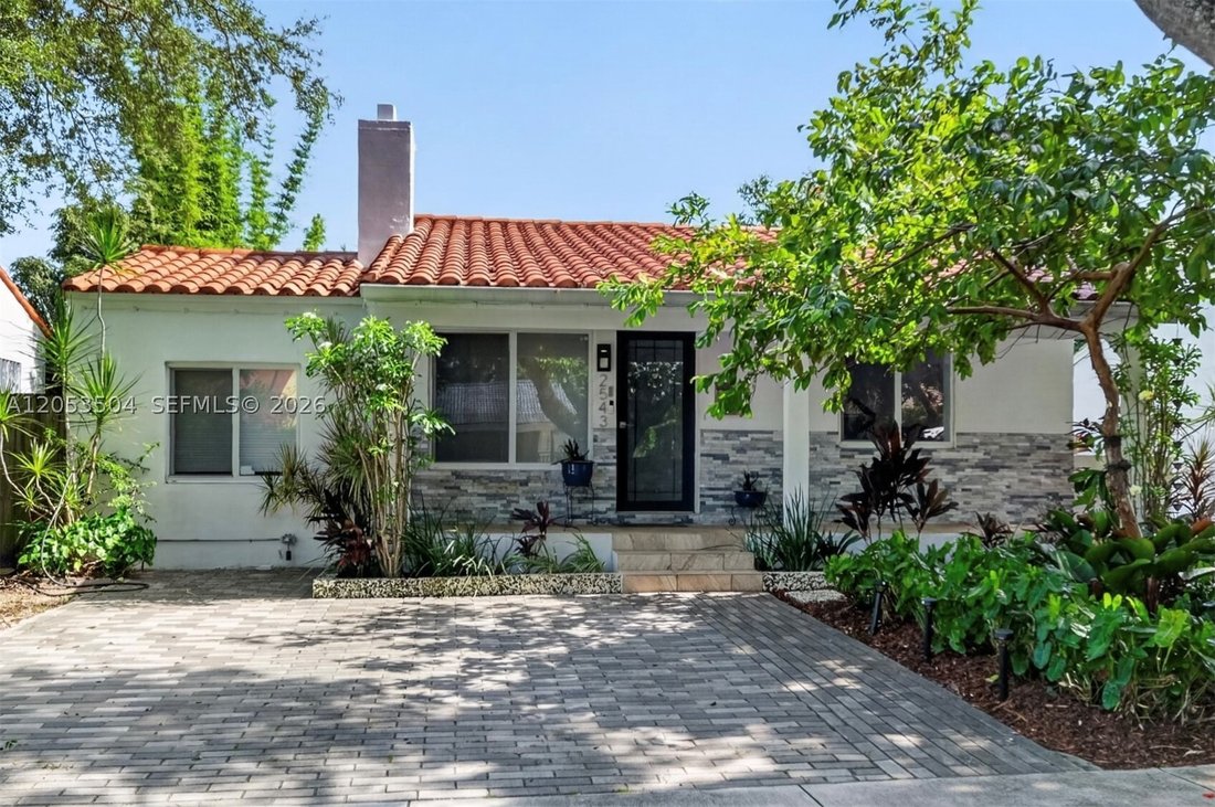 House in Miami, Florida, United States 1 - 18439995