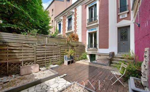 Villa in Puteaux, Ile-de-France, France 1